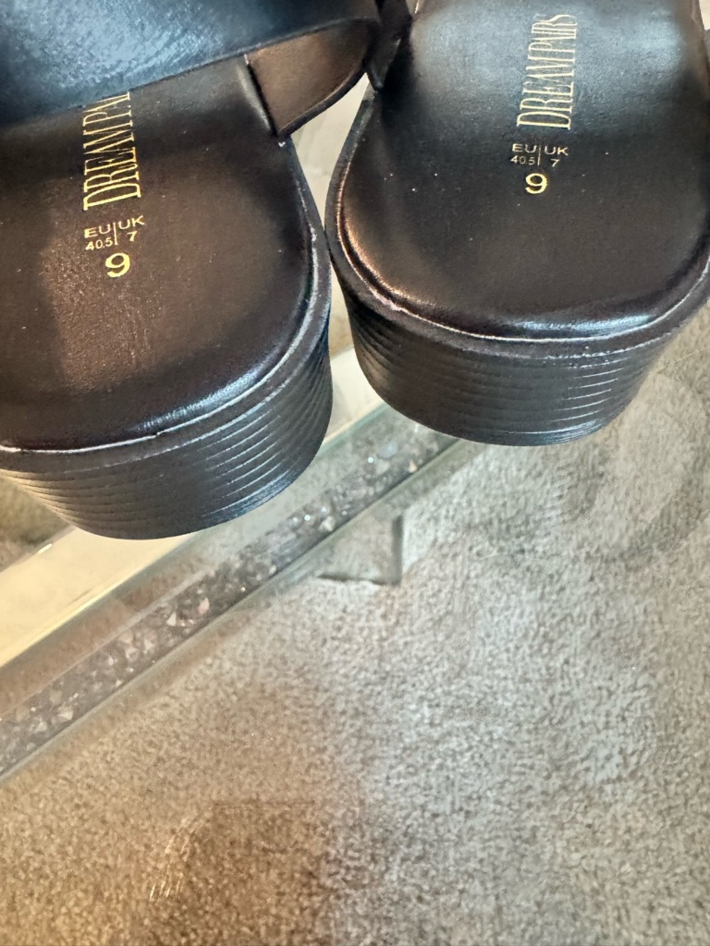 New Black Women's Two-Strap Flat Sandals - Picture 4 of 5